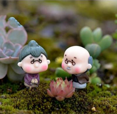 China China Hot Sale Miniature Old Granny Mini Figurines Cute Grandpa Resin Crafts Ornament Fairy Garden Home Decoration for sale