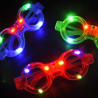 China Decoration Children's Day Gifts Party Heart Glass Fashion Light New Up LED Flash Glass Classic Toys Party Glowing Decorative Mask for sale