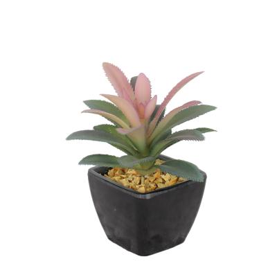 China Mather's Day Gift/Holiday/Christmas Day Decoratiom/Small Artificial Potted Pineapple High Simulation Indoor Garden Outdoor Decoration Wholesale Home Succulent Home for sale