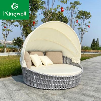 China Factory Wholesale Price Modern Luxury Daybed Round Patio Furniture Outdoor Daybed With Canopy for sale