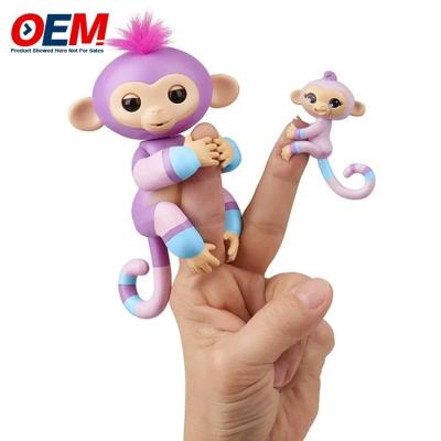 China Brinquedos de dedos de macaco de animais de plástico personalizados Brinquedos de PVC feitos de silicone Brinquedo infantil à venda