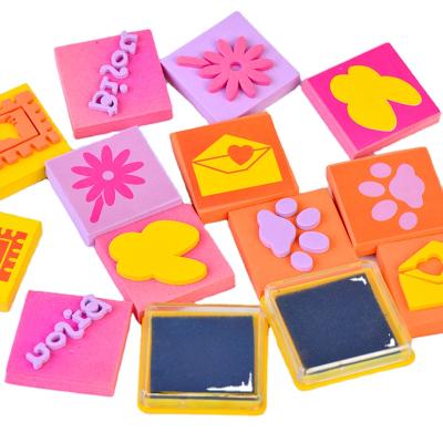 China 2021 New Hot Eco-friendly Cartoon Children Stamp Set Plastic Rubber Self Inking Punching Machines Toys DIY Decoration Birthday Gift for sale