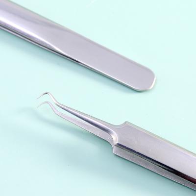 China High Quality Professional Curved Stainless Steel Blackhead Acne Clip Pimple Pimple Comedone Remover Personal Care Personal Care Tools for sale