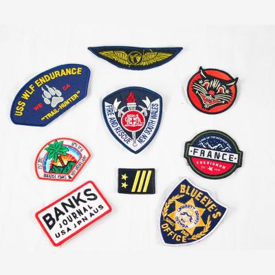 China Custom Clothing High Quality Brand Logo 	Clothing Badges Patches Fabric Garment Labels for sale