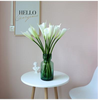 China Decoration PU Material Hot Selling Artificial Calla Lily Flower Decorative Flower For Home Office for sale