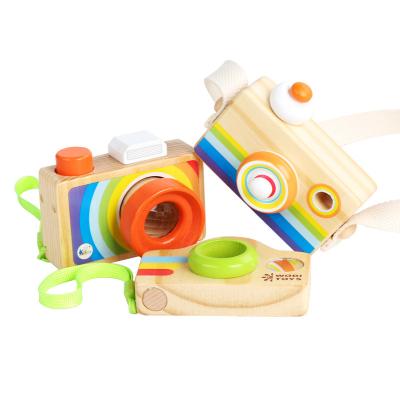 China Wooden Camera Kids Developing Toy Children Educational Toys Intelligence Rising Wooden Camera Kaleidoscope Hanging Camera Toys for sale