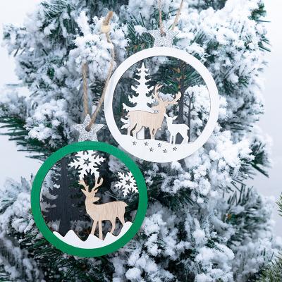 China Christmas Decoration 2022 New Year Wooden Pendant For Christmas Tree Decoration Christmas Deer Wooden Craft Ornaments for sale