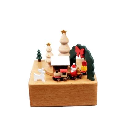 China Creative Wooden Top Selling Christmas Music Box Christmas Birthday Gifts Crafts Decorations for sale