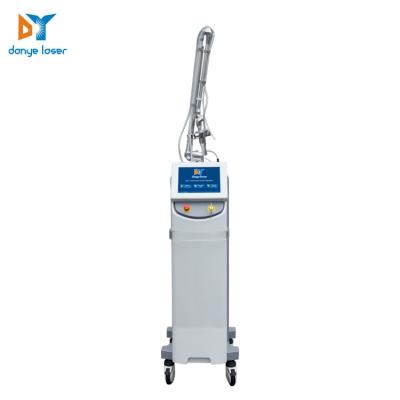 China Acne Treatment Clinic Use Scar Medicine Fractional Surgical CO2 Laser Machine With RF Metal Laser Tube for sale