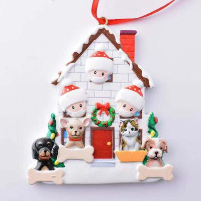 China Decorate Christmas Tree 2021 Quarantine House Personalized Christmas Hanging Ornament 4 Family With Optional Dog Cat for sale