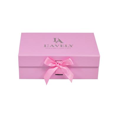 China Recyclable Custom Luxury Wedding Christmas Jewelry Packaging Paper Box Foldable Gift Box With Magnetic Lid for sale