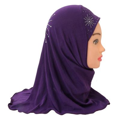 China Fringes Diamond Decoration Soft and Stretch Material for Islamic Muslim Kids Girls Hijab Scarf Shawls 2-7 Years for sale