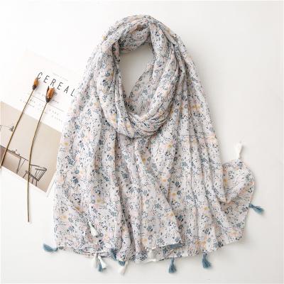 China Print of cotton shawl printed by elegant top fashion scarves other shawls and pashmina for sale