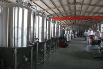 China 500L micro brewing equipment with brew kettle heated by steam generator for sale