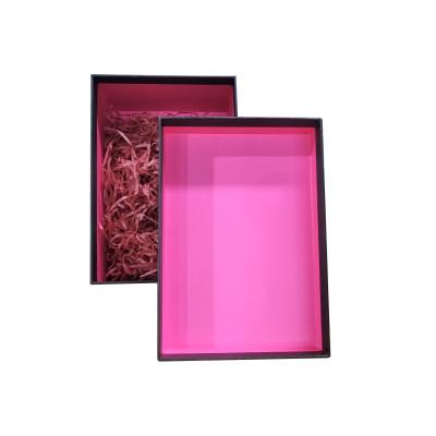 China Recycled Materials Wholesale Custom Design Raffia Filler Packaging Box Cosmetics Apparel Tea Gift Box for sale