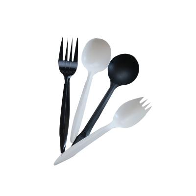 China Disposable Thicken Disposable Tableware Sets Spoon Fork And Spoon for sale