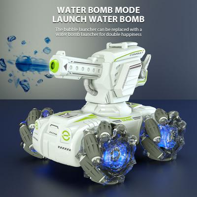 China Hot Sale 2022 Auto Return 2.4G Rc Remote Control Tank With Light Cool Boys Toy Ride Bubble With 12 Holes for sale