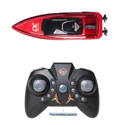 China RC Hobby 2.4G Mini Remote Control RC Small Size High Speed ​​Game Toys Tug Velocity Boat 2021 For Sale Gift for sale