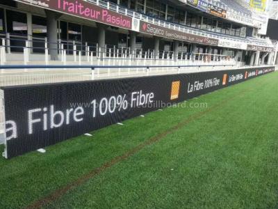 Chine Mur visuel rapide du sport LED de l'entretien P10, panneaux de publicité de stade de football à vendre