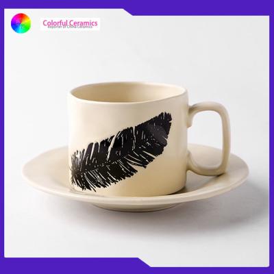 China Nordic ceramic coffee cups and saucers cup saucer set breakfast cups and drinking cups кружка для кофе купить for sale