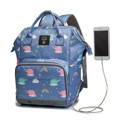 China New Child Travel Child Care USB Baby Diaper Hanging Nappy Backpack Waterproof Korean Custom Fancy Bag Insert for sale