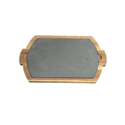 China Viable Factory Direct Supply Black Slate Dinner Dish With Acacia Board Tray Rock Board Hotel Place Mat Western Wood Steak Dish for sale