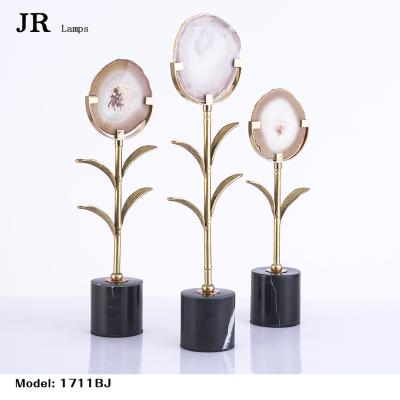 China Eco-friendly colorful natural agate pedestal artwork bronze marble craft with luxury agate accessories for import home decor and hotel for sale