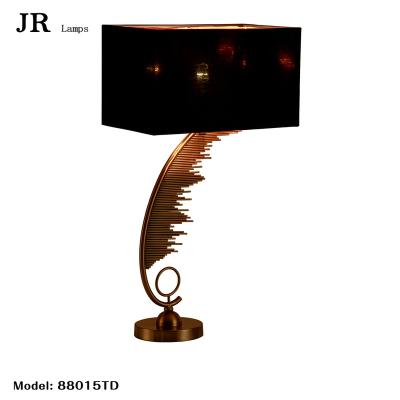 China Lighting Works Hot Selling Indoor Home Decor Stainless Steel Feather Shape Metal Base Home Table Lamps With Lampshade for sale