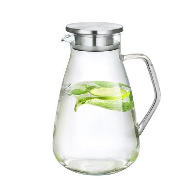 China 2.0L Viable Water Jug With Strainer Lid Glass Beverage Carafe For Juice Lemon Water Iced Tea Glass Jug for sale