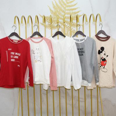 China High grade second-hand clothes new autumn and winter second-hand clothes wholesale used sweaters second-hand clothes for sale