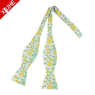 China Custom Wholesale Hot Selling Mens Cartoon Green Pineapple Bowties Adjuste Self Tie Bow Ties Dobby for sale