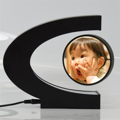 China Office / Home Decoration Magnetic Levitating C-shape Photo Display Decoration OEM/ODM Levitating View for sale