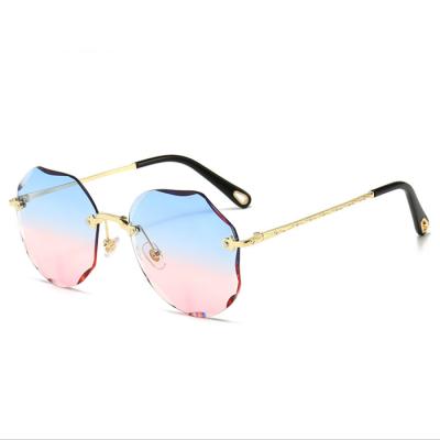 China Fashion Lady Men Rimless Oversize Sun Glass Sunglasses Vintage Metal Round Gold Frame Progressive Glass Sunglasses for sale