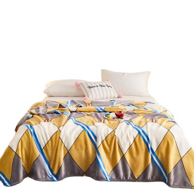 China Anti Dust Mite Shear Person Bedding Sheets Office Sofa Rest Warm Blanket Single And Double Terry Comforter Cover for sale