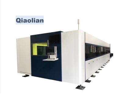 China Laser CUTTING table and CNC interchange whole cover 4020 6020 6025 8025 fiber laser cutting machine with 6KW-12KW IPG for sheet for sale