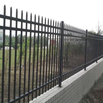 China Easily Assembled Residential Spear Top Ornamental Fence For Your Home Or Garden With Metal Fence for sale