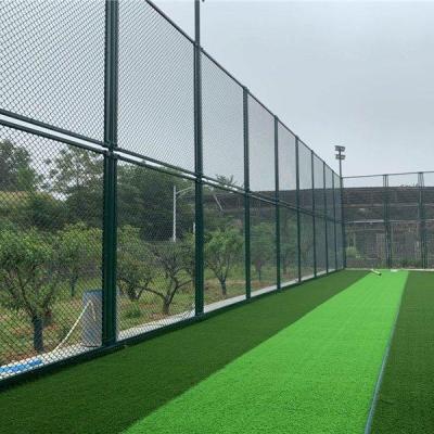 China Easily Assembled Chain Link Fence Stadium Fence Commerical Diamond Barrier With Cheap Price for sale