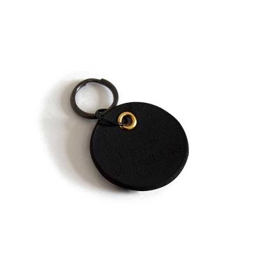 China 2019 Customized Novels Customized Style Handmade Leather Pet Name Tag Name Tag For Dog In Black Color for sale