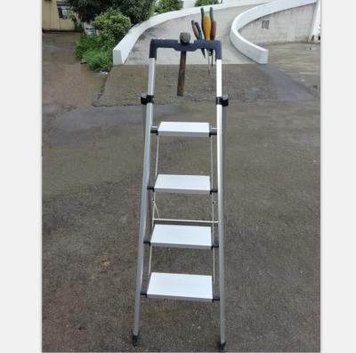 China ALUMINUM FOLDING LADDERS STEP LADDER 4 STEPS WITH CE-EN131 for sale