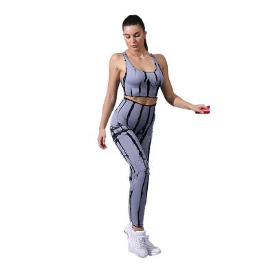 China Fashion Women's Fashion Fitness Sports Bra Yoga Leggings Breathable Crop Hoodie Crop Top 3 Fitness Clothing Set for sale