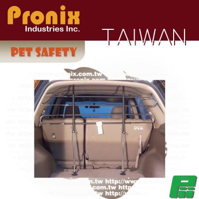 China Viable wholesale dog pet car crash barrier for SUV, pet travel car back seat cover for sale