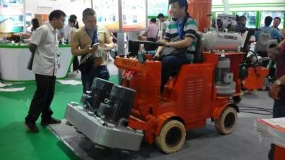 China Ride on Marble Granite Concrete Polishing Machine With Vacuum Cleaner for sale