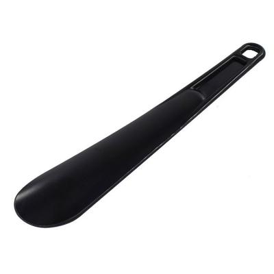 China 100% Plastic Material 15.5cm Large Handmade Folding Boot Shoe Horns for sale