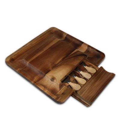 China Amazon Sustainable Hot Sale 100% Natural Wooden Cheese Cutting Board With Cutlery Set for sale