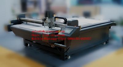 China Digital Cutting Finishing Plotter With Auto Recognition Feeding Extension Table for sale