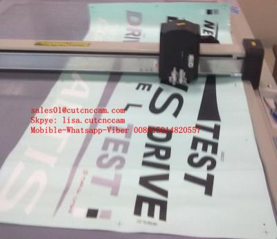 China Vinyl Sticker Self Adhesive Film CNC Flatbed Kiss Cutting Machine for sale