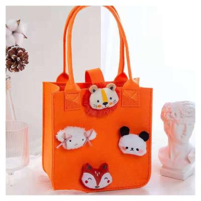 China Unique Design Hot Selling Kids Felt Cute And Durable Outing Portable Felt Bag for sale