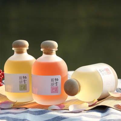 China Wholesale 350ML Crystal Glass Beverage Bottle With Crok Wooden Milk Bottle for sale