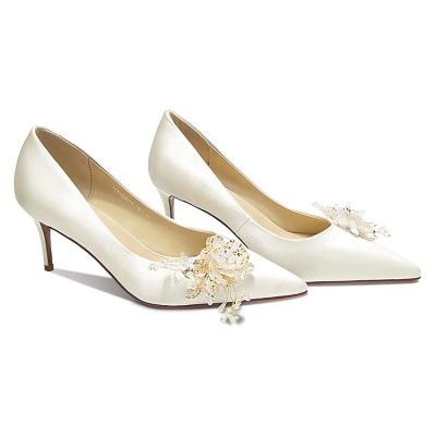 China Breathable Factory Custom Popular Stiletto Toe Pumps With Flower High Heel Bridal Shoes For Ladies Wedding for sale