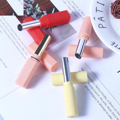 China Empty Small And Cute Lipstick Tube Eco-friendly Square Round Lipstick Tube Wholesale Cosmetic for sale